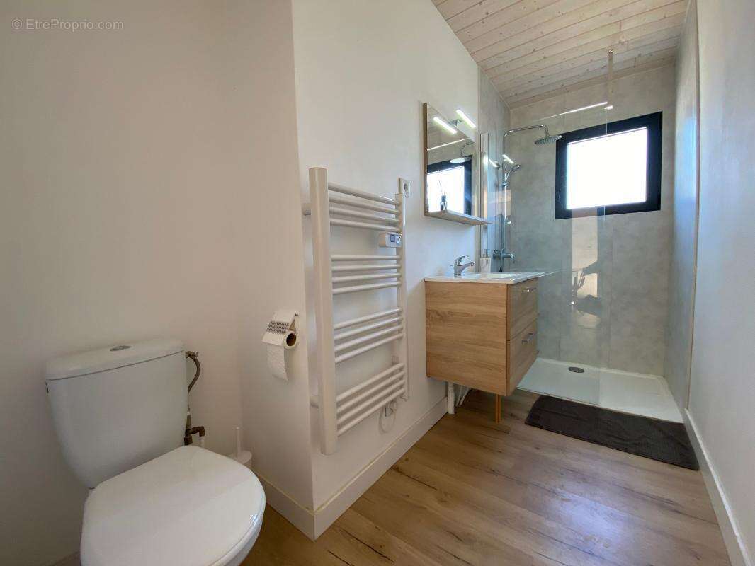 Maison à LES MATHES