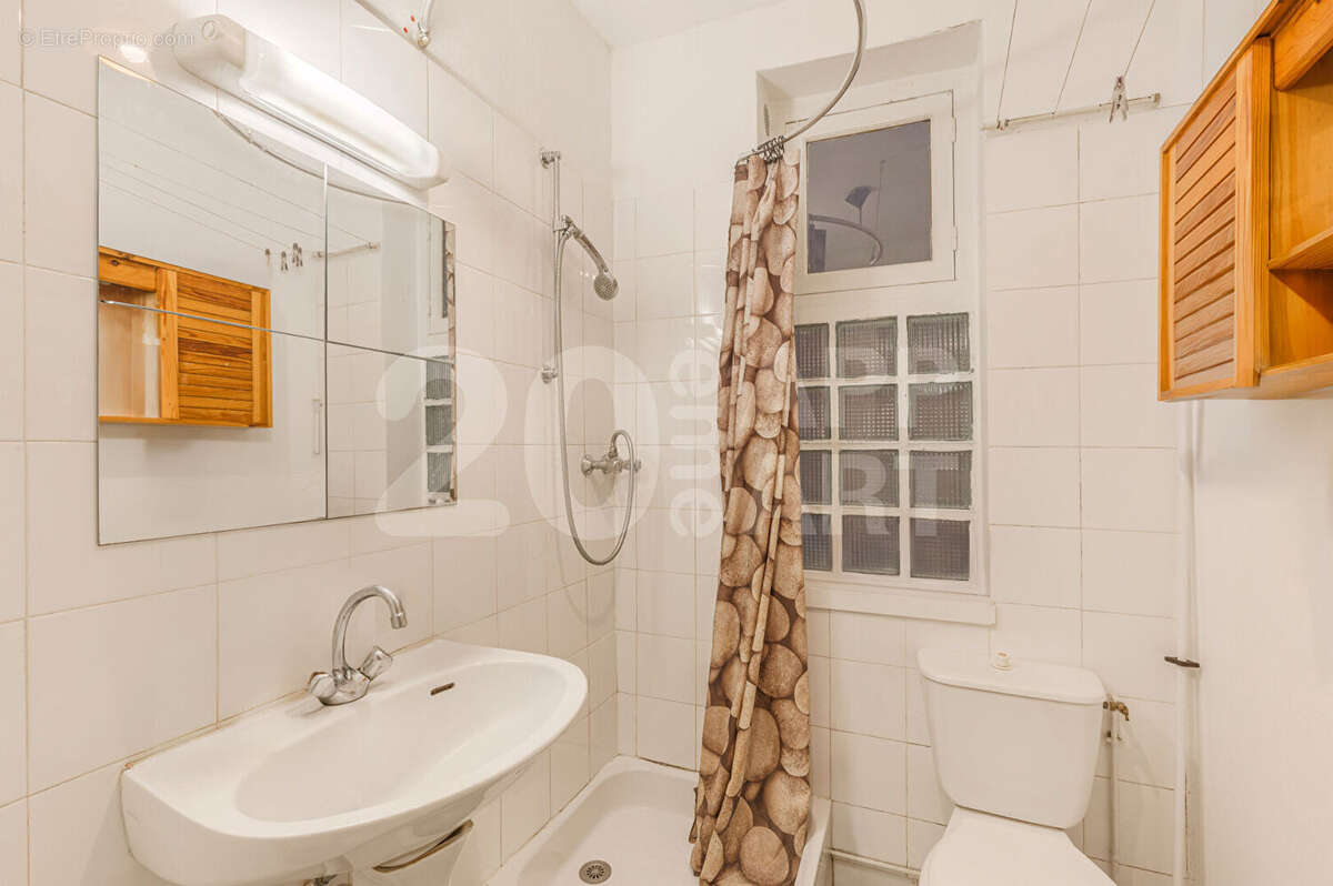 Appartement à PARIS-20E