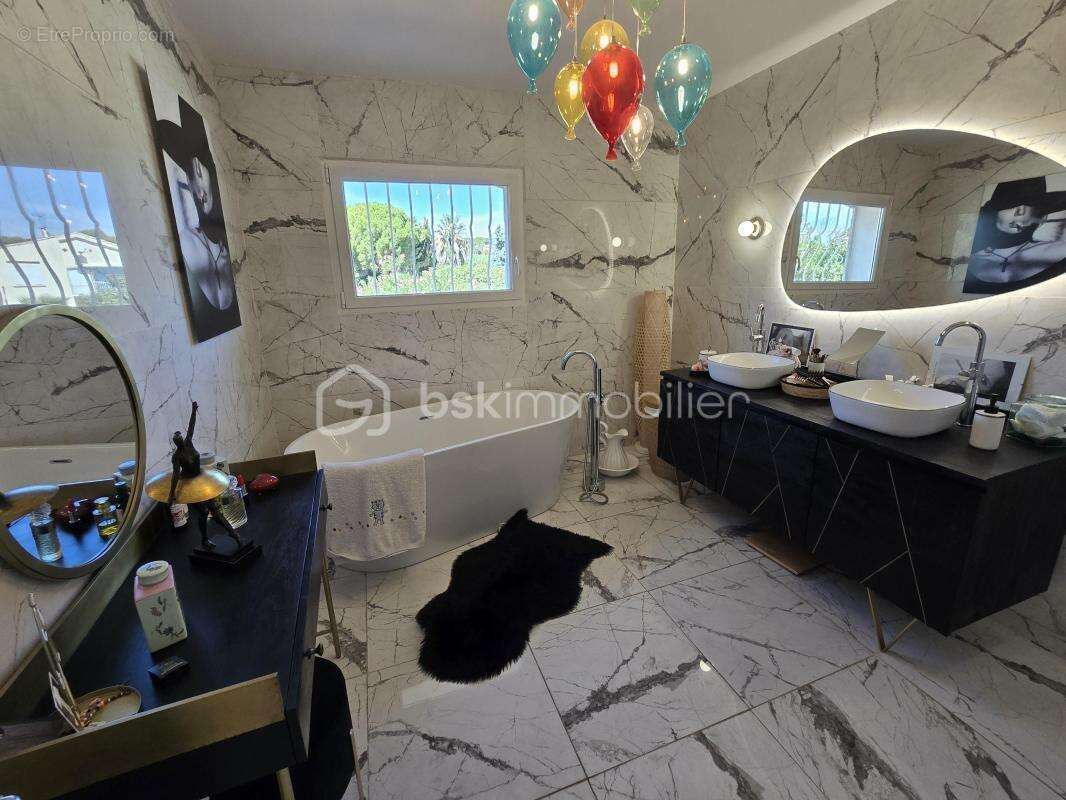 Maison à PORT-DE-BOUC