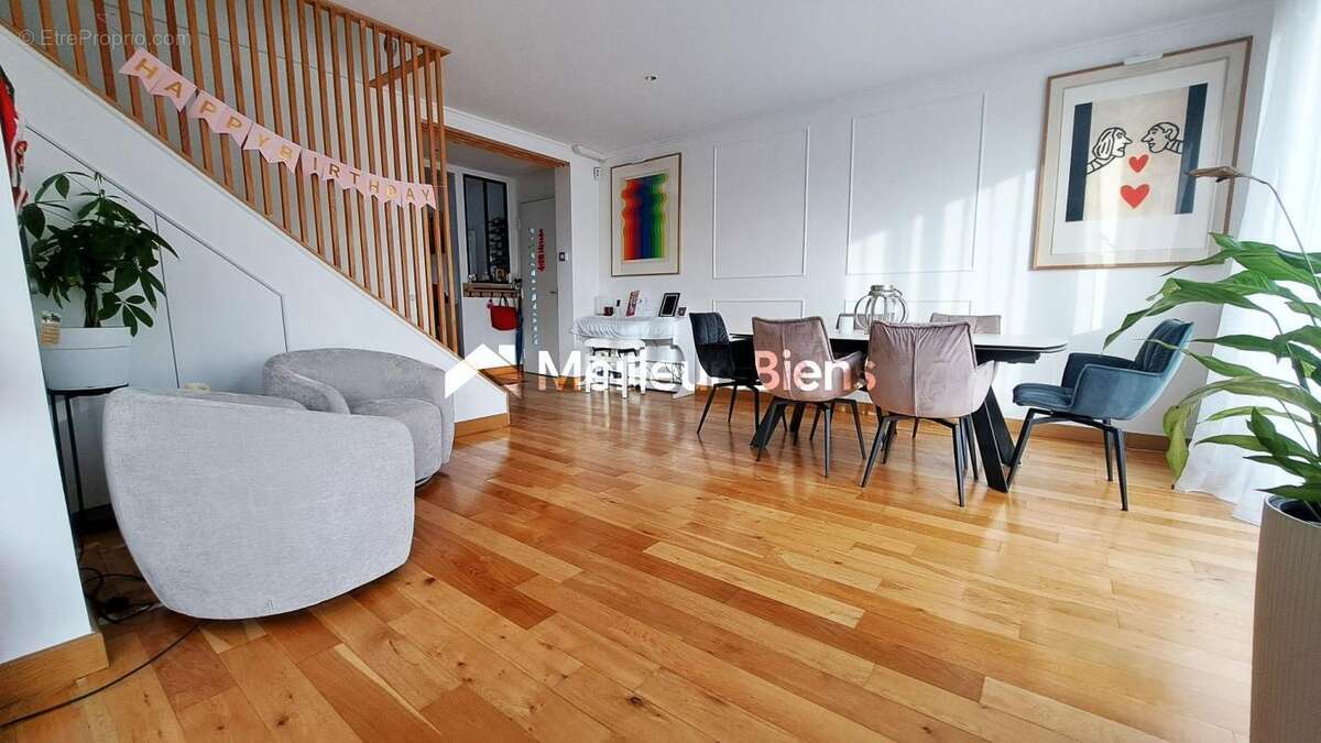 Maison à MONTMORENCY