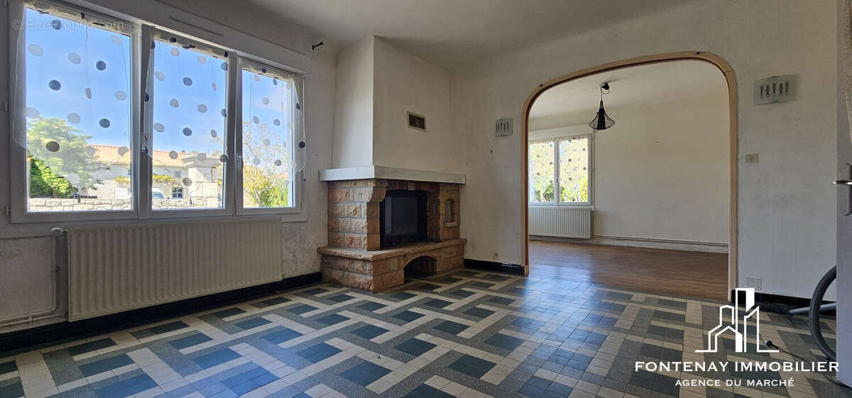 Maison à FONTAINES