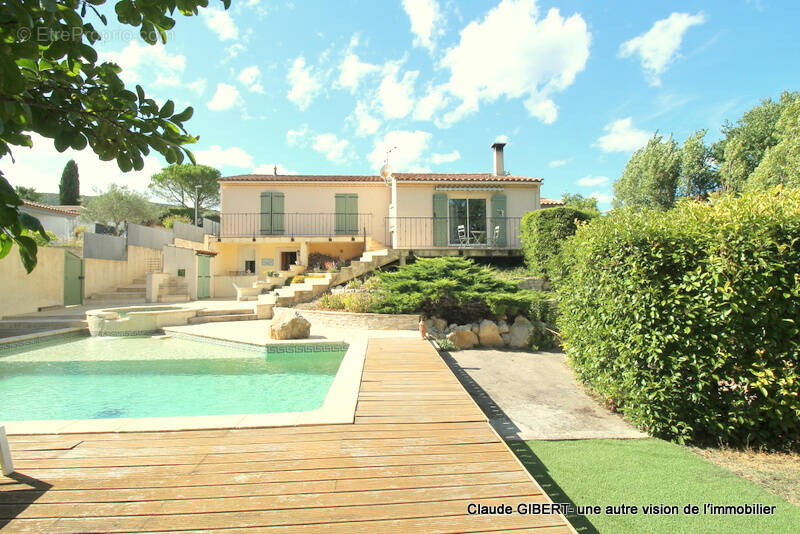 Maison à VAILHAUQUES