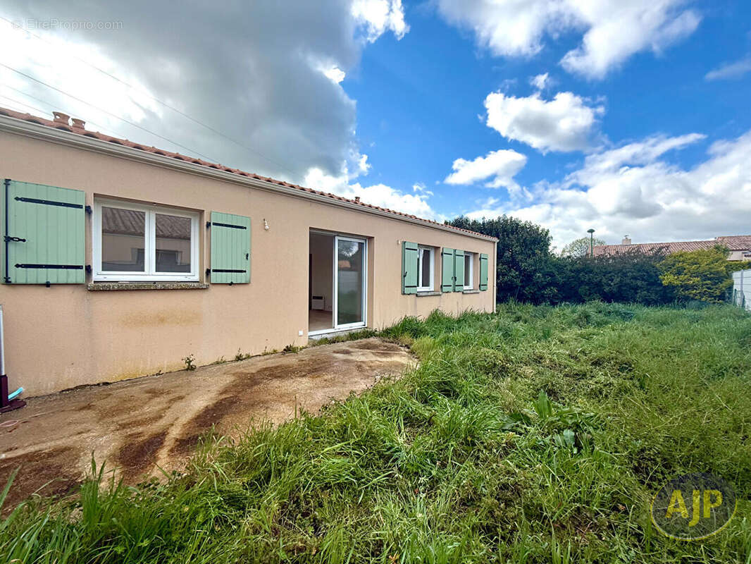 Maison à SAINTE-PAZANNE