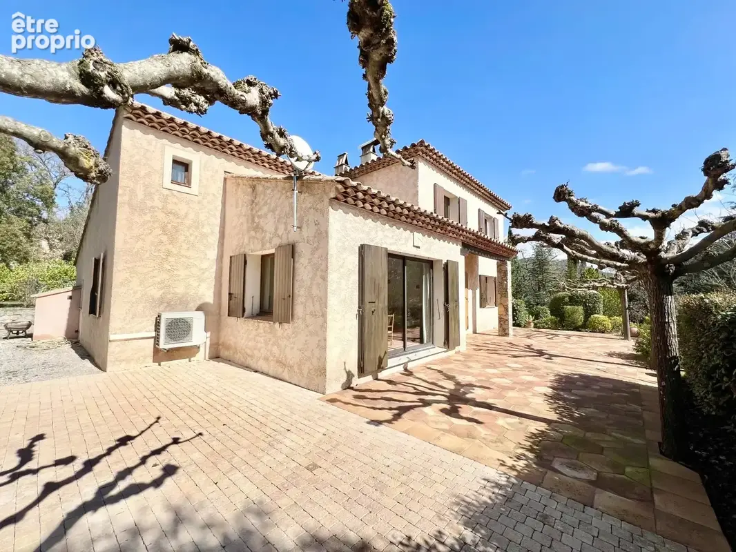 Maison de 135 m² sur un terrain clos de 14 050 m² - photo 3