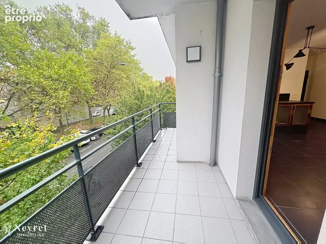 Saint-Etienne/ La Terrasse Dans petite copropriétée récente de 2011 appartement de type T2 de 54m2 traversant - photo 5