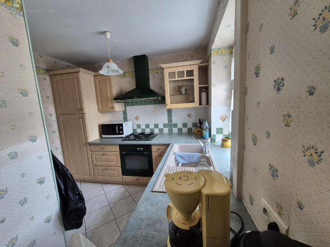 Maison à LES FOSSES