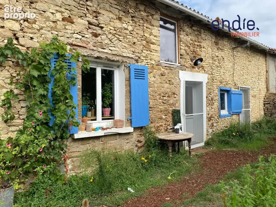 Maison 3 pièces 66 m² à vendre à Moncontour (86330) - photo 1
