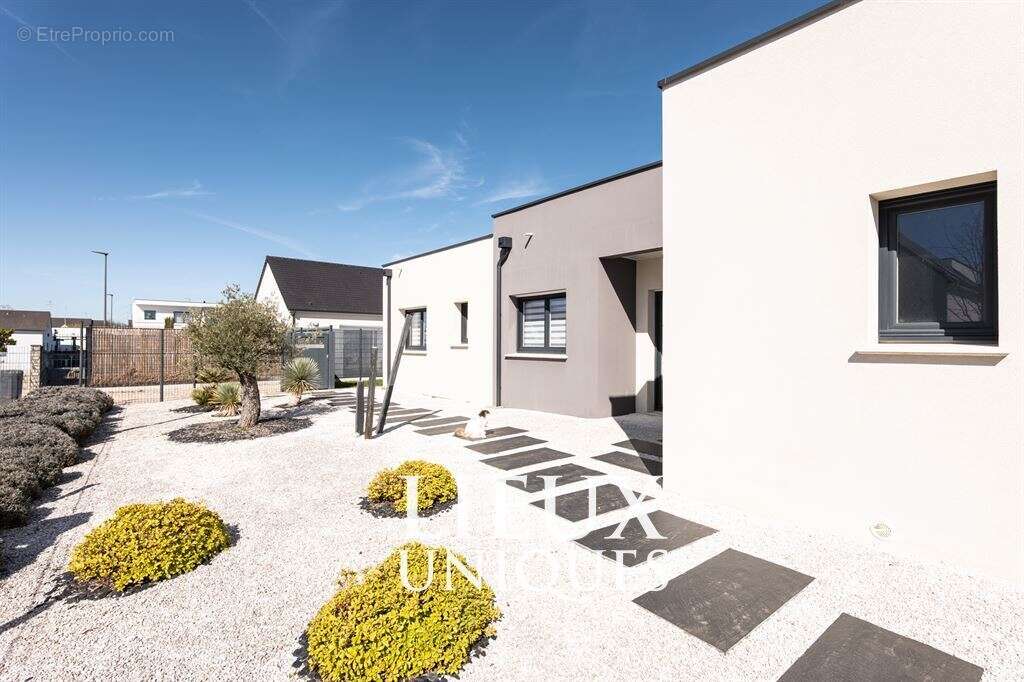 Maison à SAINT-GERVAIS-LA-FORET