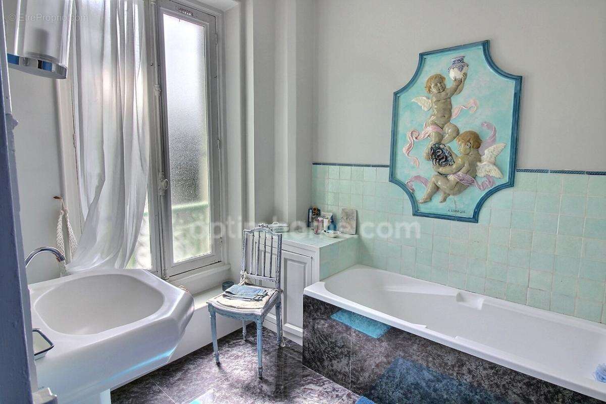 Maison 7 pièces avec jardin et dépendances à vendre à MAISONS LAFFITTE (78) - photo 7