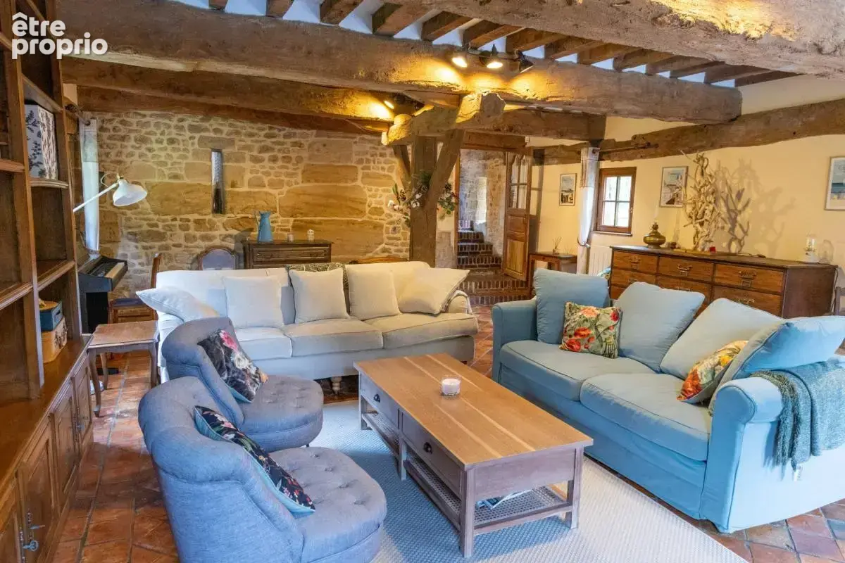 Maison Ancienne de Standing avec Piscine et Vue Campagne - photo 8