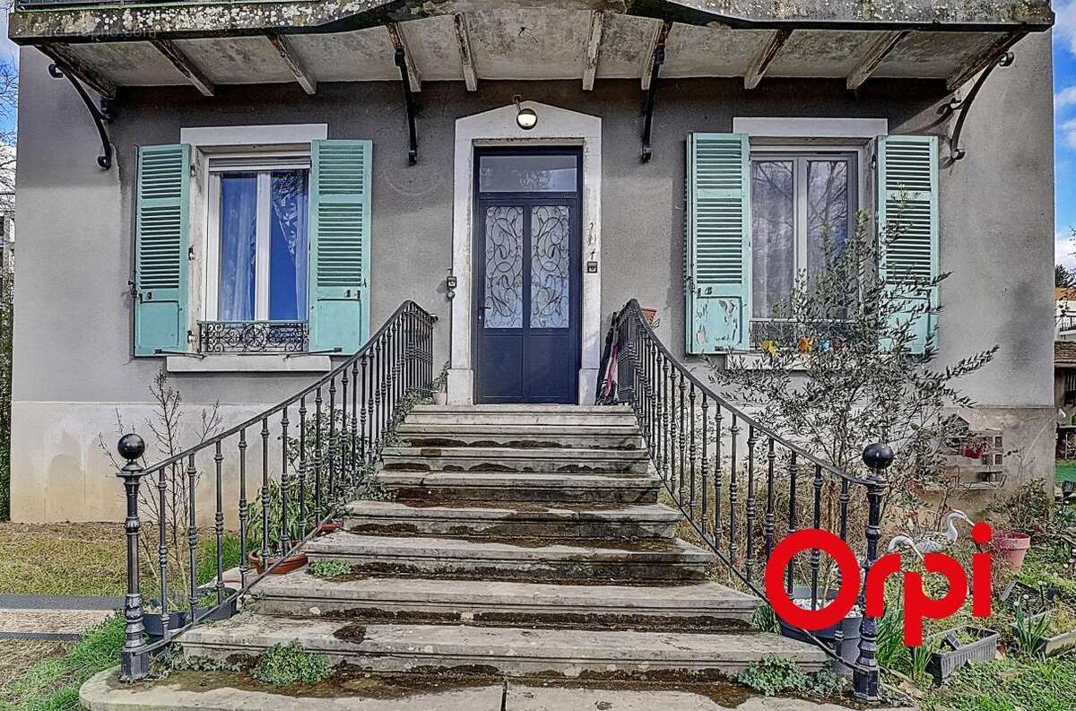 Appartement à NEUVILLE-SUR-SAONE