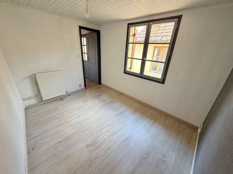 Maison à vendre 5 pièces GUEUGNON (71) - photo 7