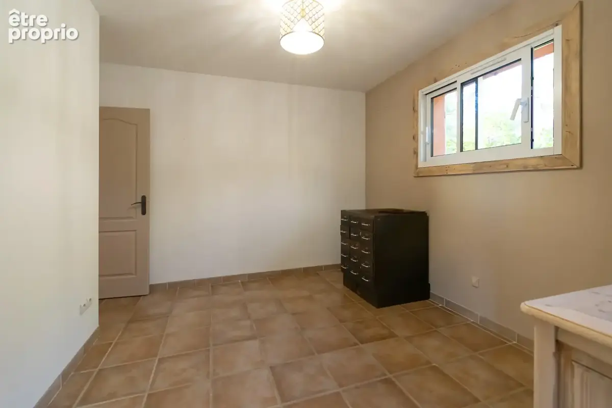 MAISON 112.m2, 5P. 3 chambres avec grand terrain 2290 m2. - photo 24