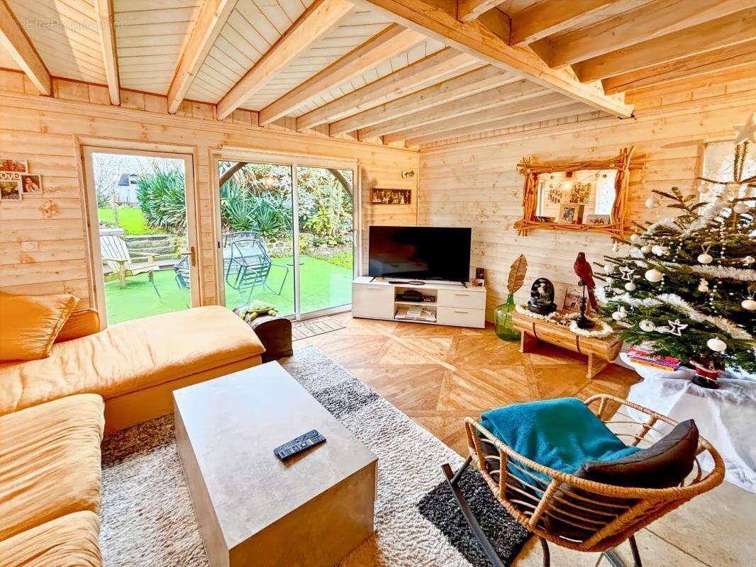 Maison à SAINT-PIERRE-DE-PLESGUEN