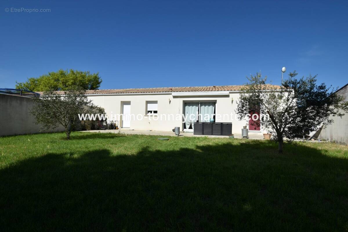 Maison à TONNAY-CHARENTE