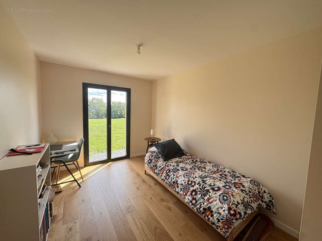 Maison à SAINT-ROBERT