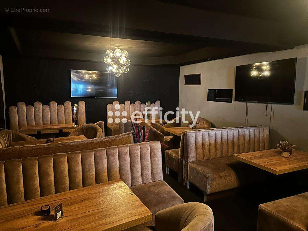 Commerce à LUZARCHES