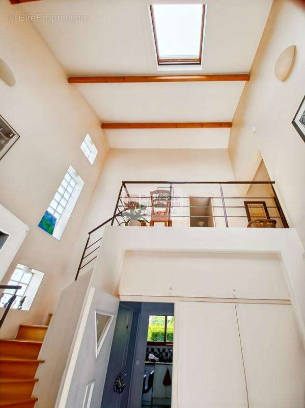 Maison bon état et calme 5 pièces 127 m2 Chaville  DPE 'C' - photo 15