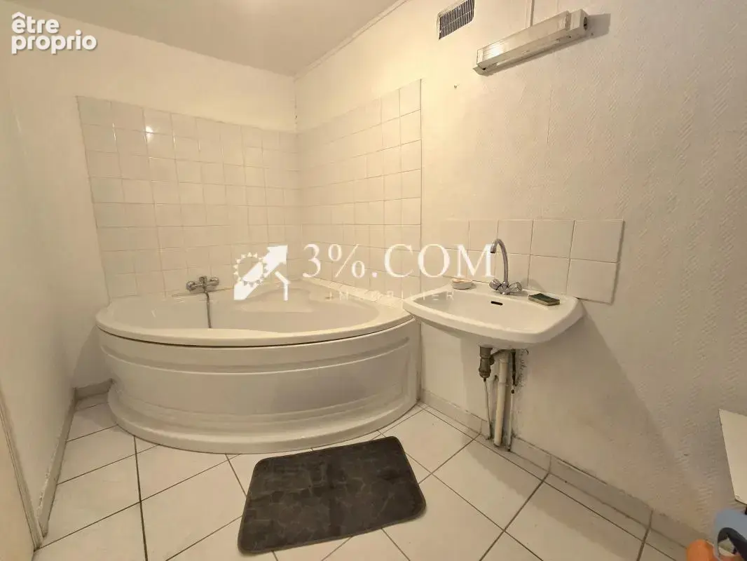 Maison de village de 127m2 et 3 chambres + jardin non attena - photo 7