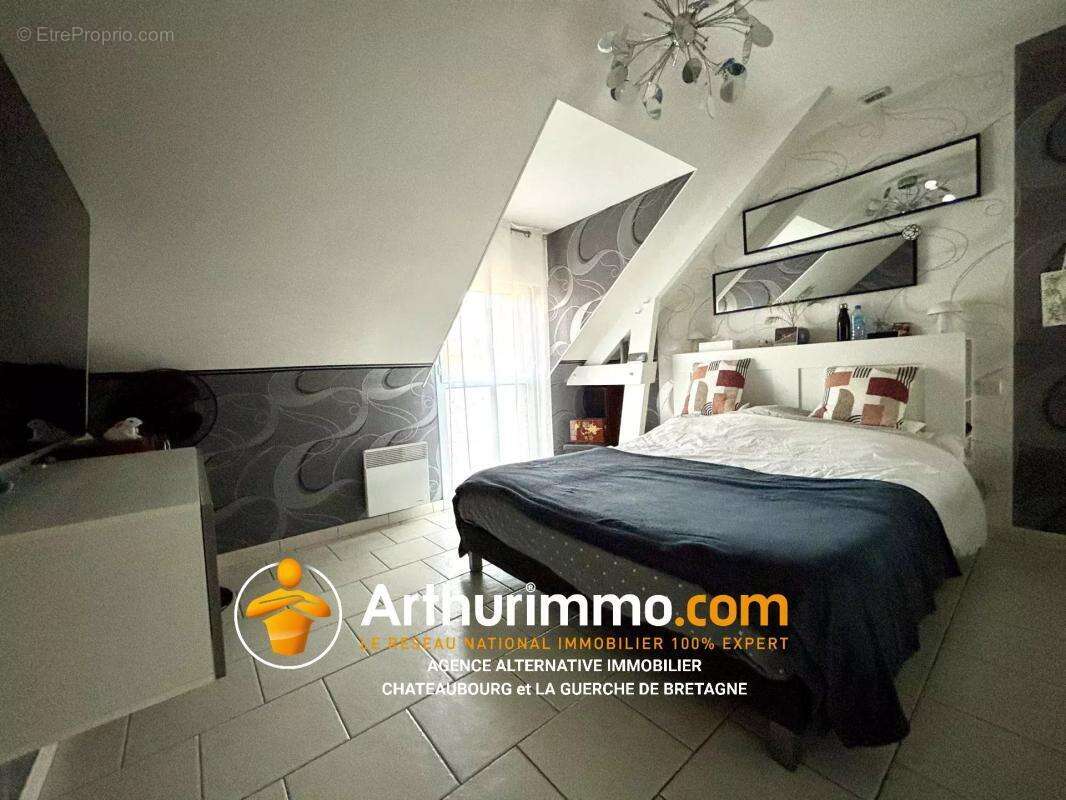 Maison à CHATILLON-EN-VENDELAIS