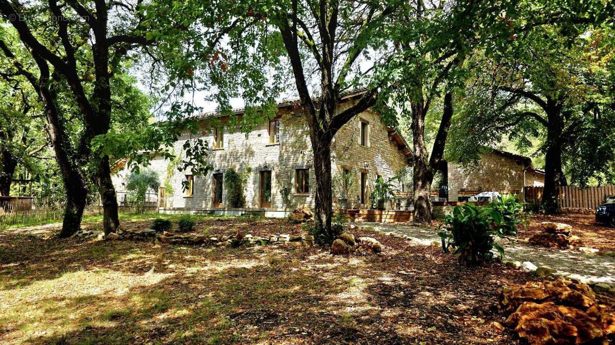 Maison à SAINT-ANTONIN-NOBLE-VAL