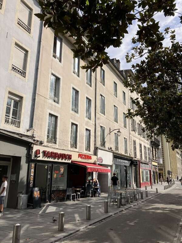 Pau centre ville charmant appartement - photo 17