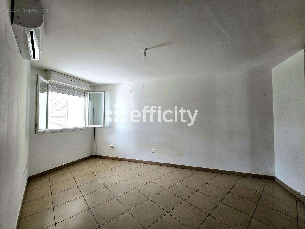 Appartement à SAINT-DENIS