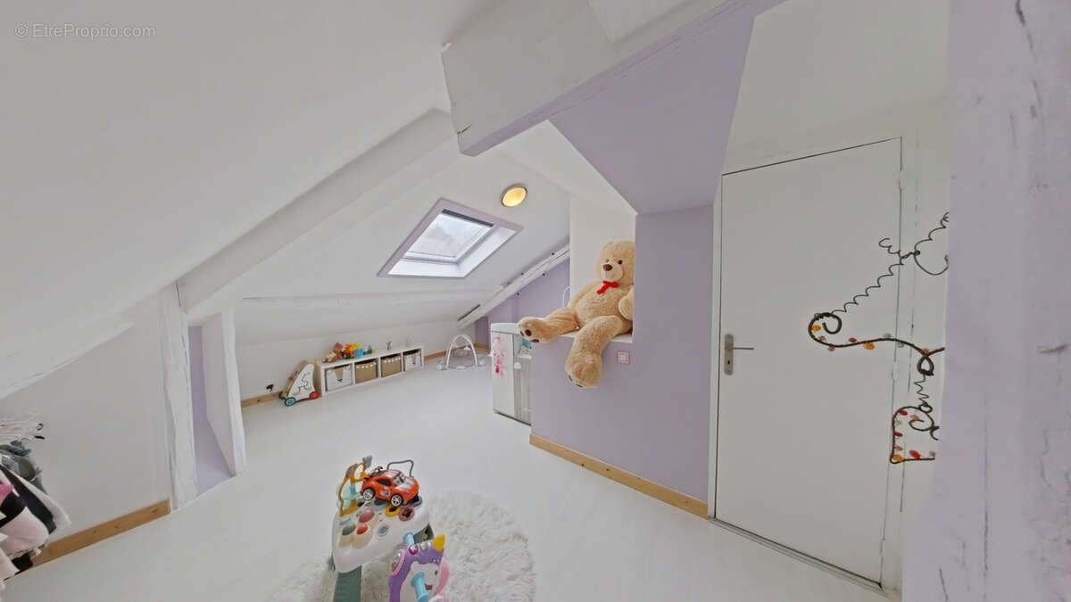 Maison à SAINTE-HELENE-SUR-ISERE