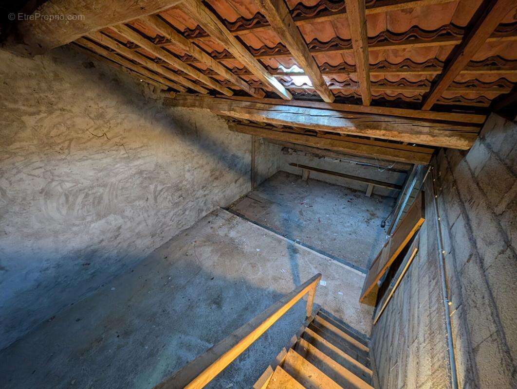 Maison à FONTAINE-LES-CLERVAL