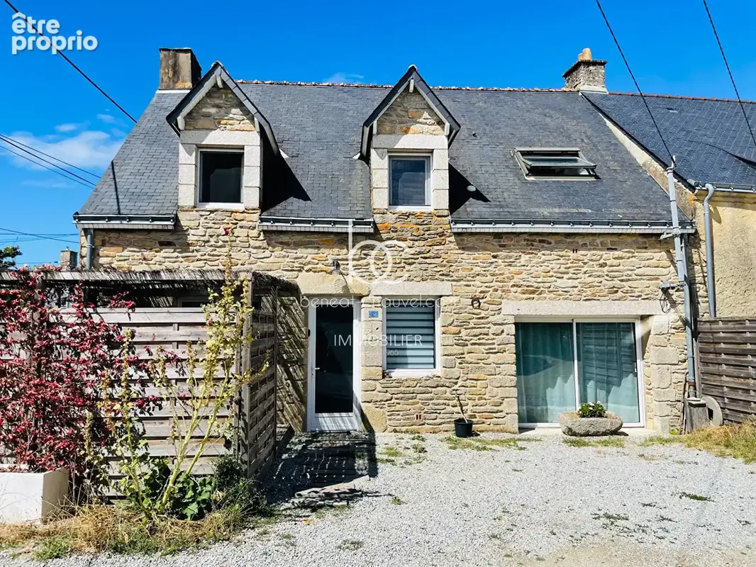 Maison à LE HEZO