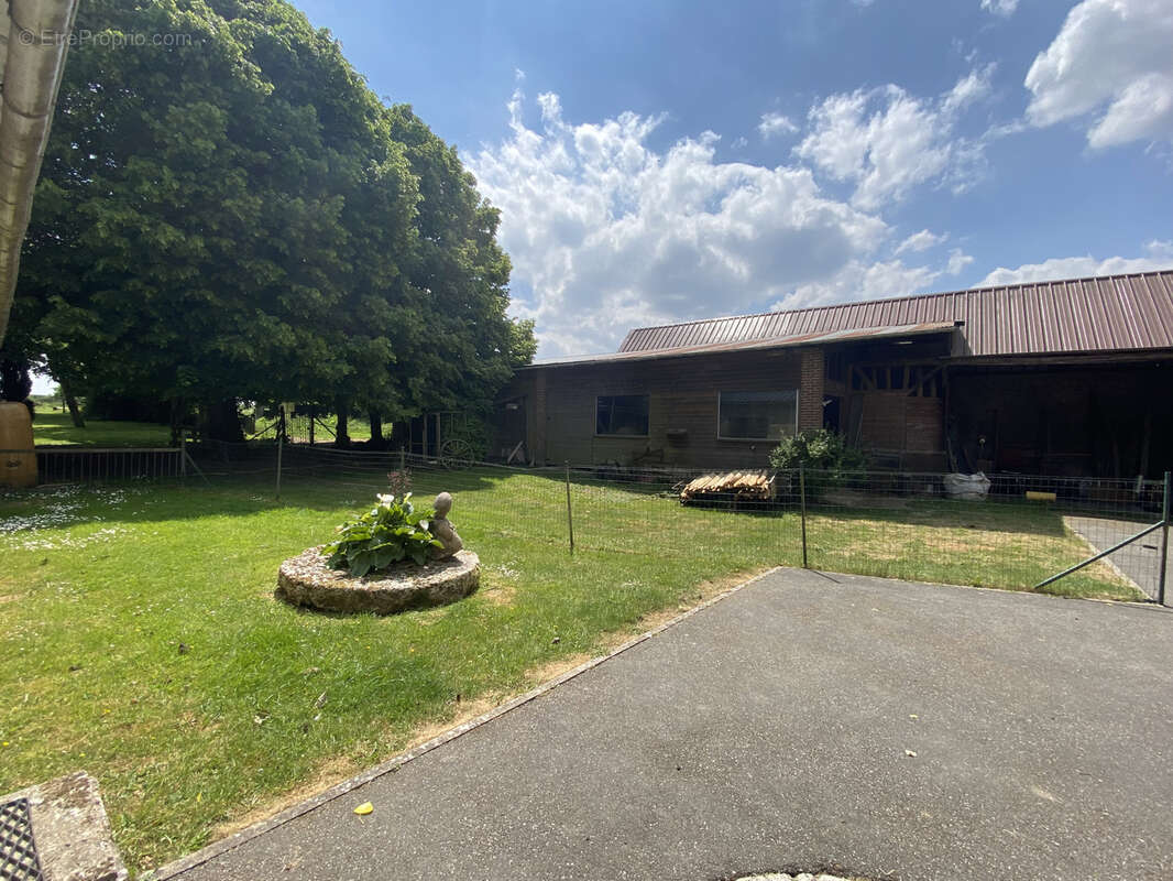 Maison à AVESNES-LE-COMTE