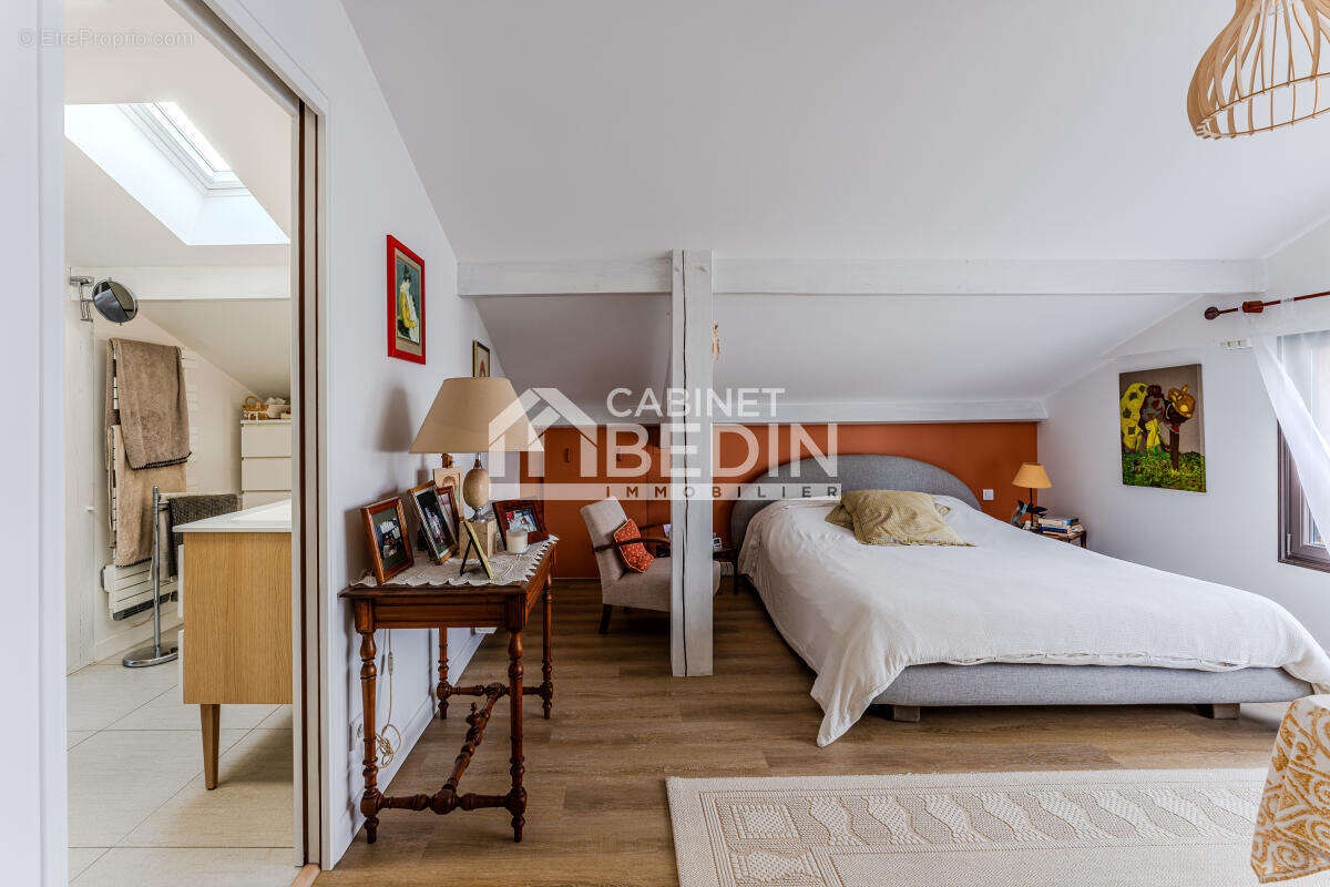 Maison à SAINT-MEDARD-EN-JALLES