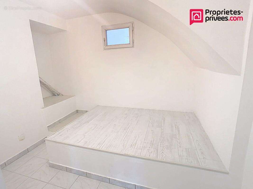 Appartement à GANGES