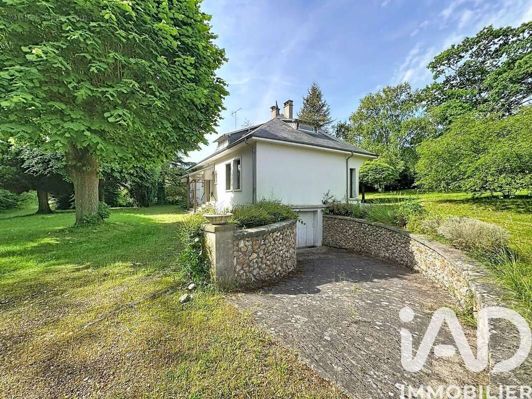 Maison 140 m² à Evreux  - photo 3