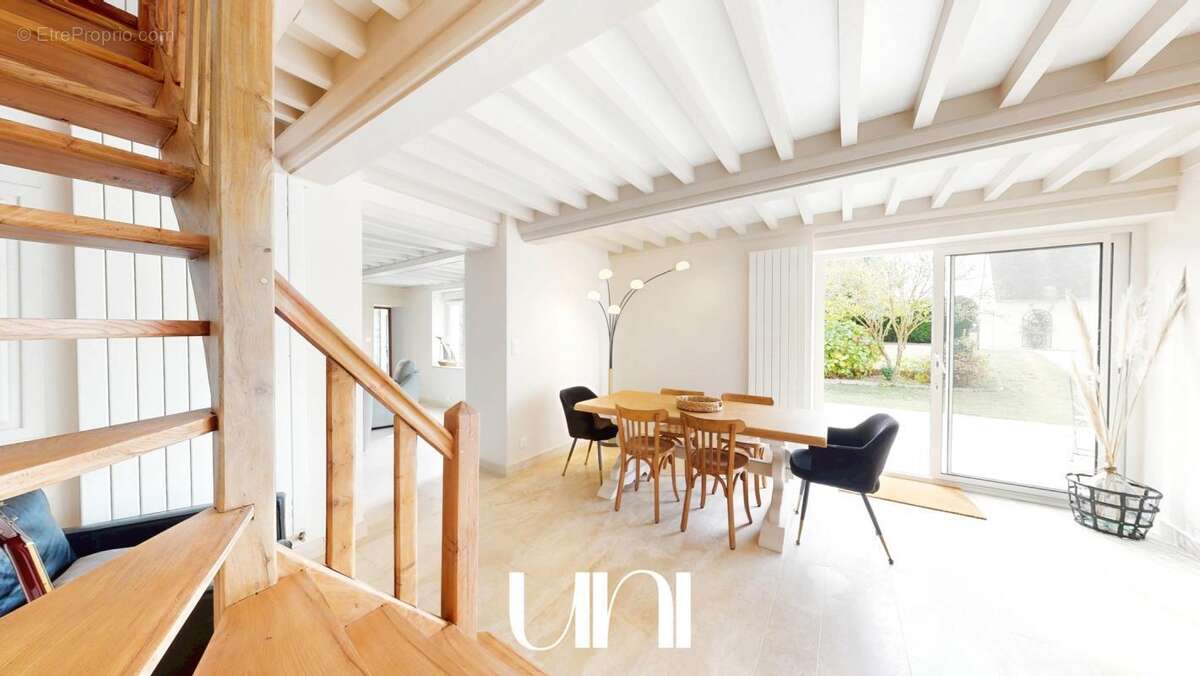 Maison à JUAYE-MONDAYE