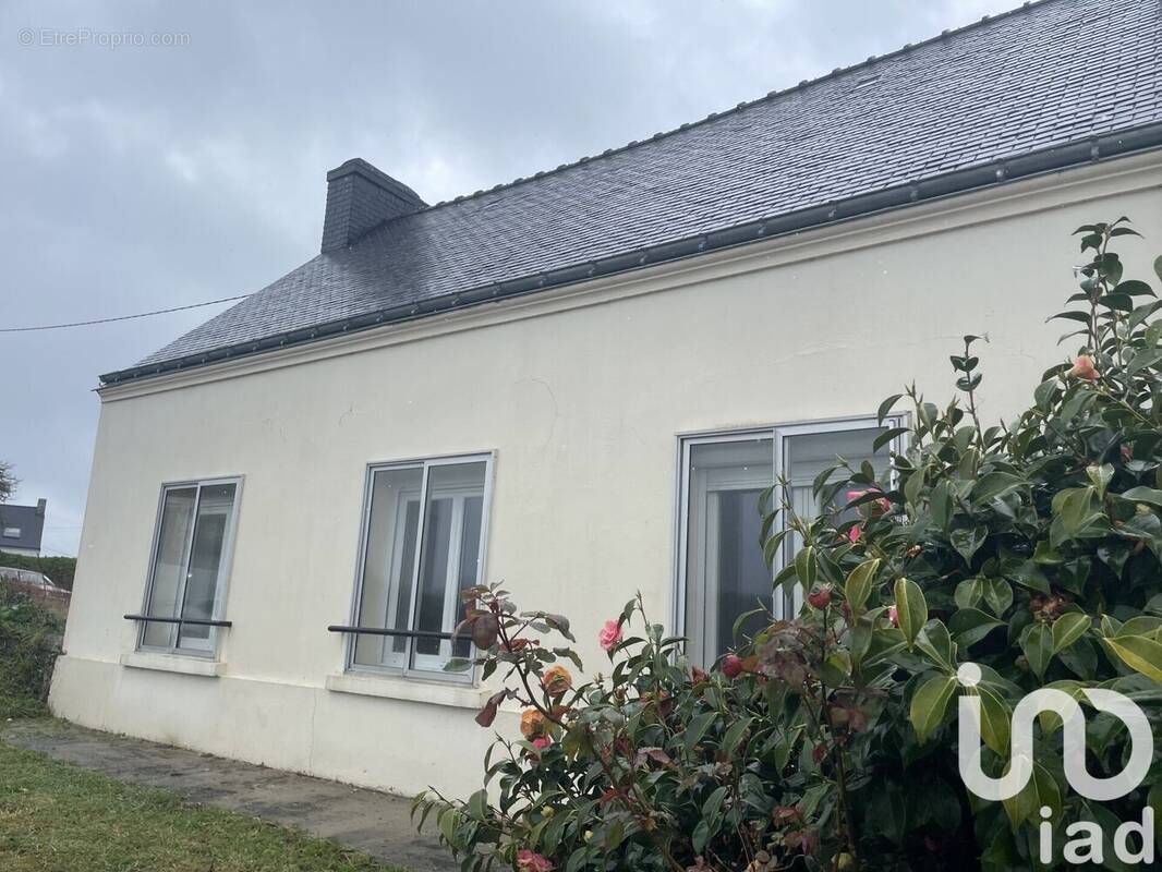 Photo 1 - Maison à PLOUHINEC