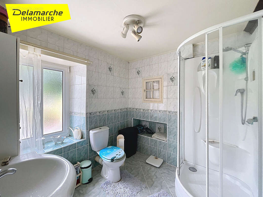 Maison à SAINT-MARTIN-DE-CENILLY