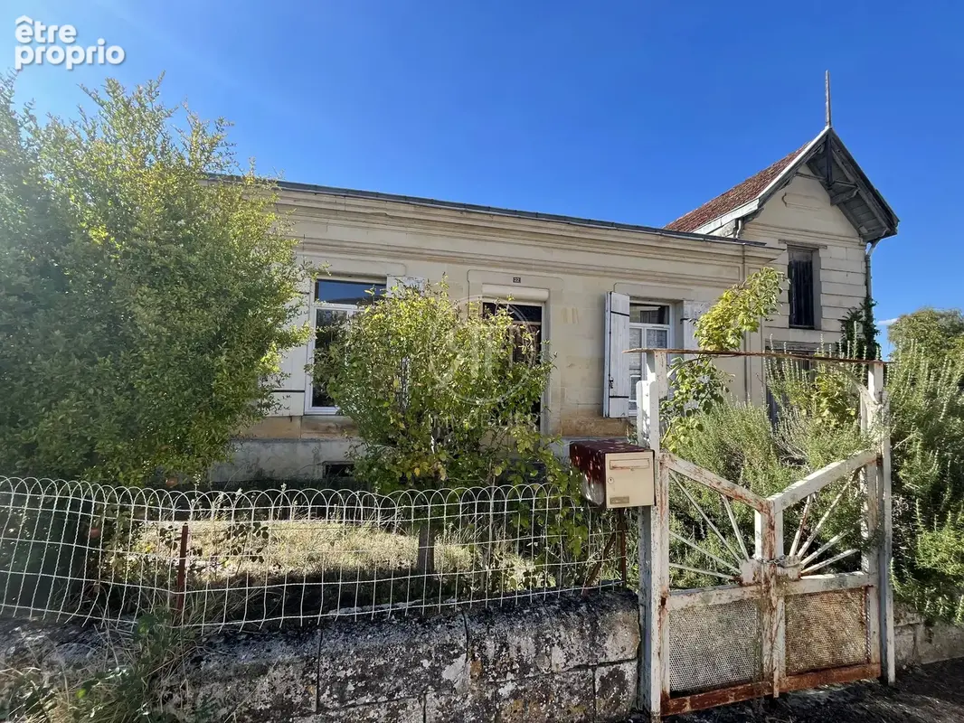 Maison en pierres T4 avec garage et jardin - photo 1