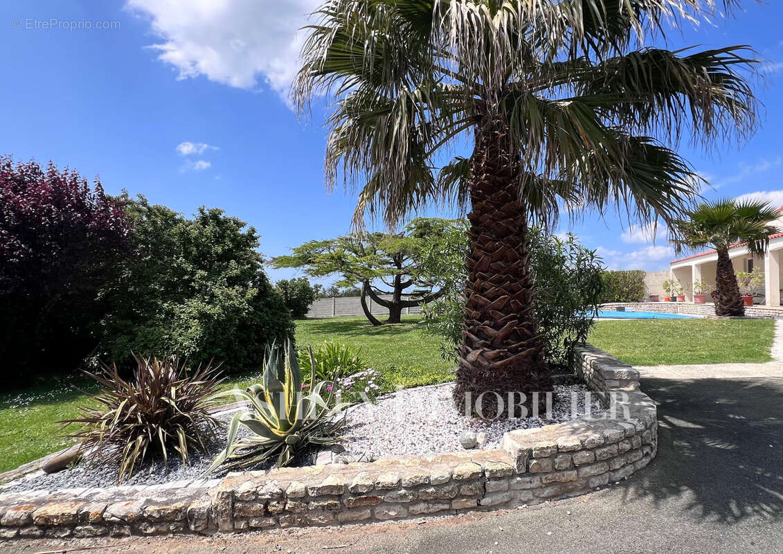 Maison à L&#039;HOUMEAU