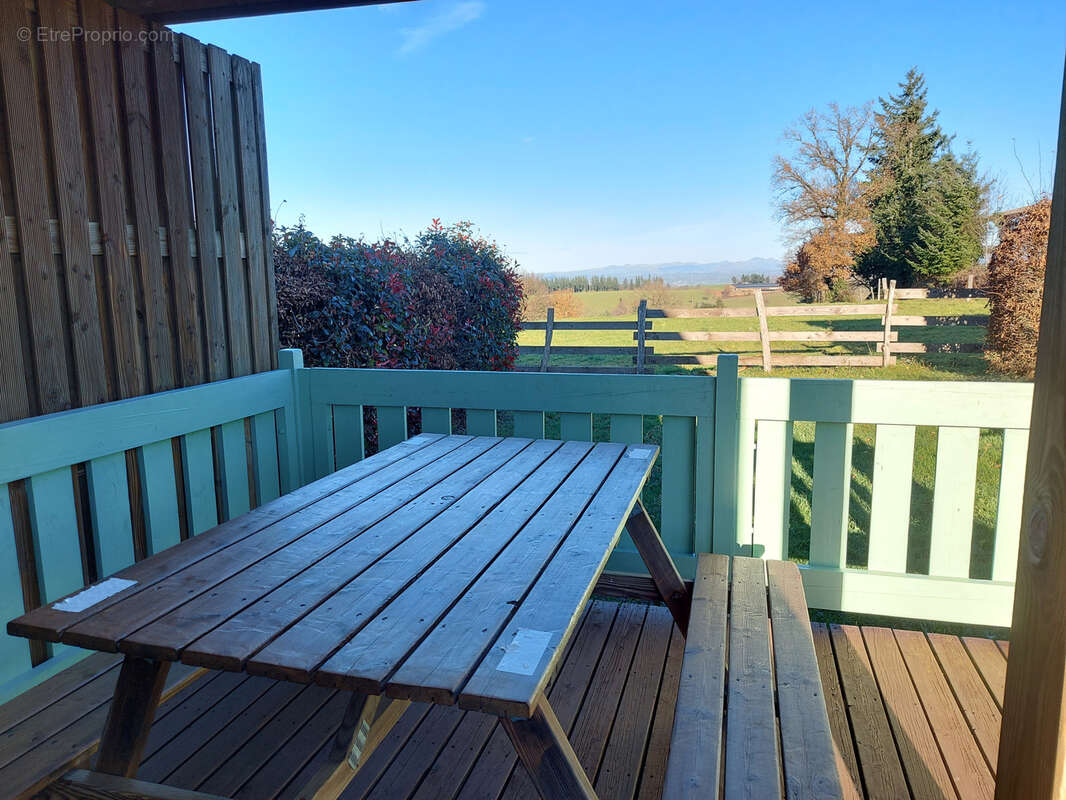 Maison à SAINT-MAMET-LA-SALVETAT