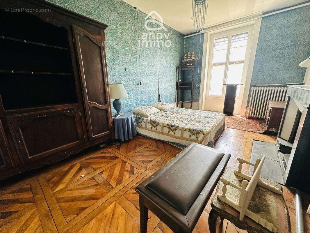 Appartement à TREVOUX