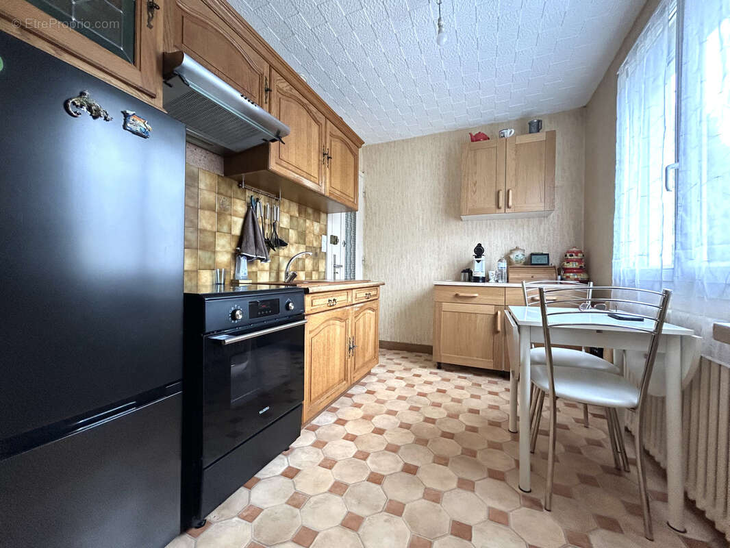 Maison à SAINT-SOLVE