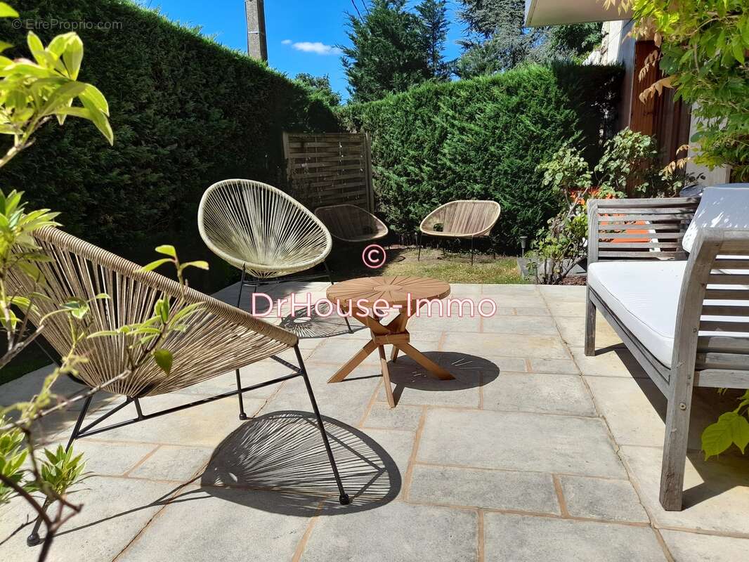 Appartement à LE RAINCY