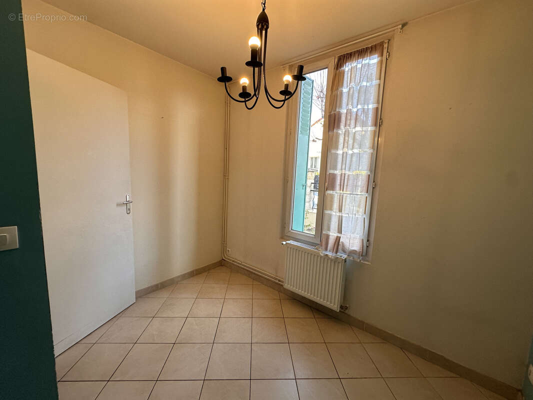Maison à STAINS