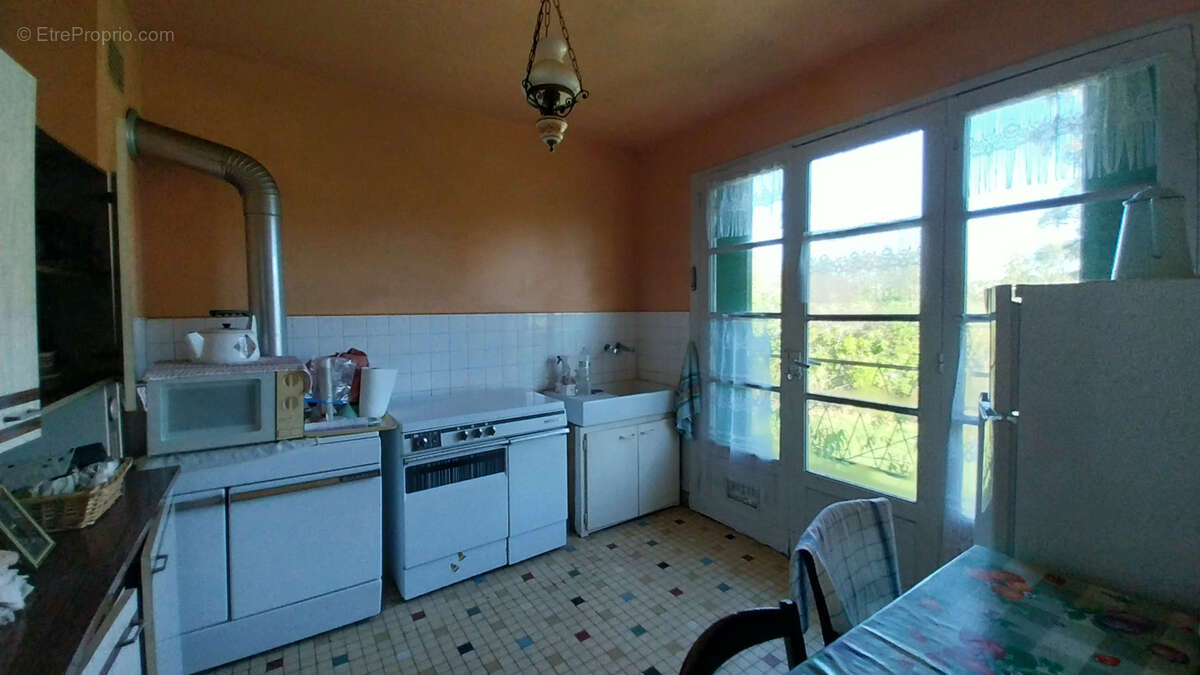 Maison à VIEUX-MAREUIL