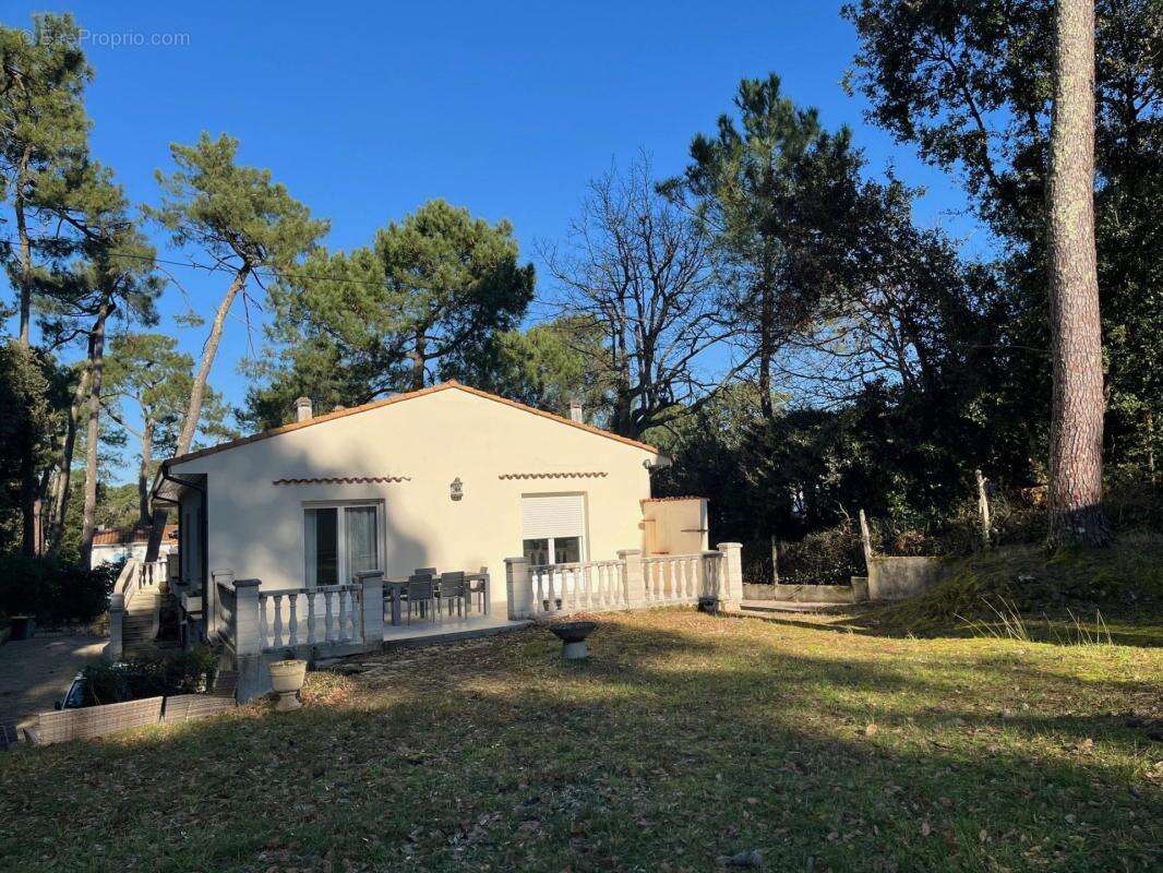 Maison à SAINT-GEORGES-DE-DIDONNE