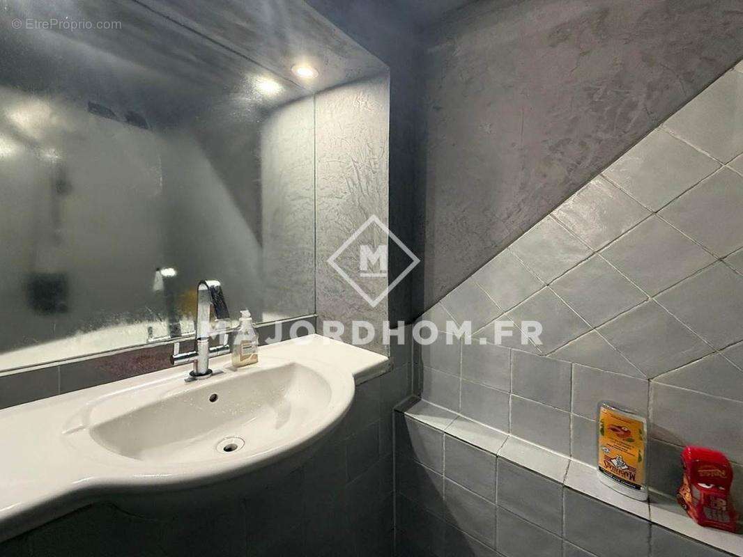 Appartement à MARSEILLE-6E