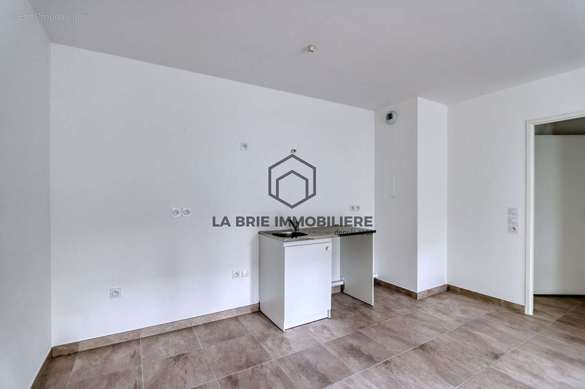 Appartement à PONTAULT-COMBAULT