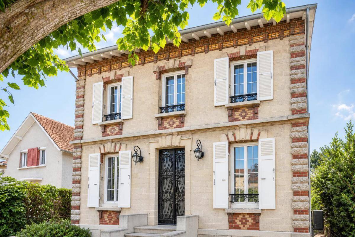 Maison à BEAUMONT-SUR-OISE