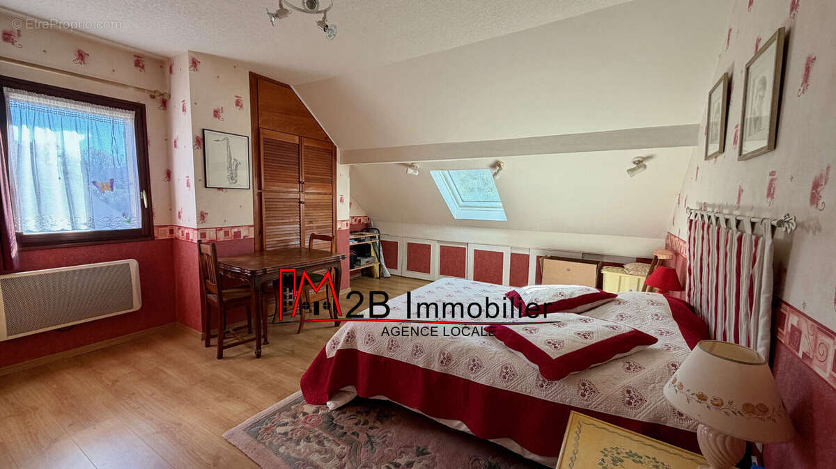 Maison traditionnelle sur beau et grand jardin - photo 11